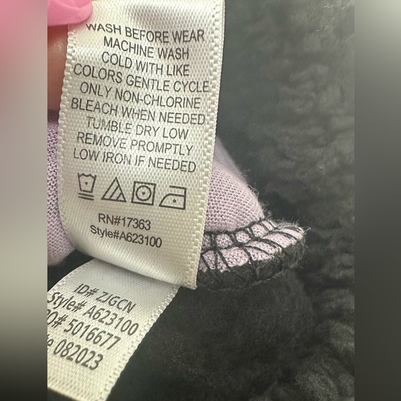 Koolaburra by Ugg Cozy Sherpa 1/4 Zip Pullover Black in Size XL - Picture 14 of 15